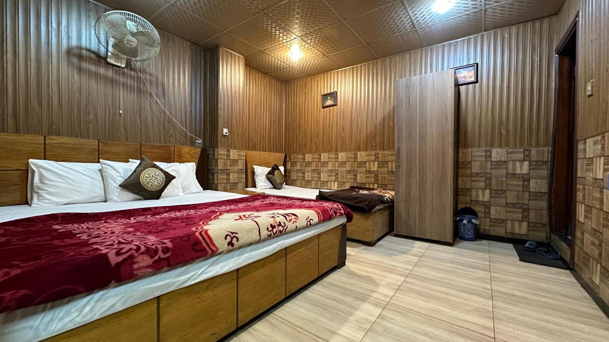 Baoo Jee Hotel Islamabad Равалпінді Екстер'єр фото